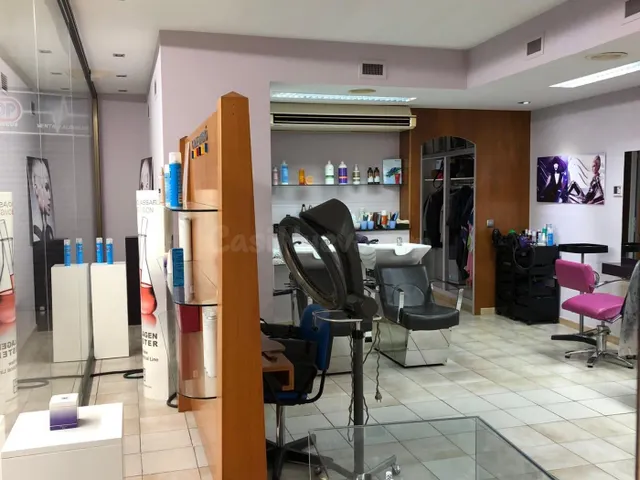Fantástico Local ubicado en Calle Comercial - foto 4