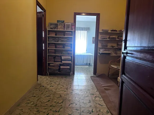 Oportunidad en Monóvar: amplia casa de 4 habitaciones y 2 baños — 22