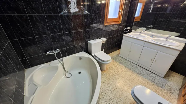 Chalet con piscina y licencia turística cerca del mar — 21