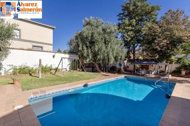 Chalet en los Chopos, Las Gabias — 4