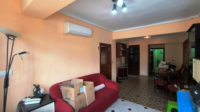 PRIMER PISO TOTALMENTE EXTERIOR EN FINCA CON CONSERJE Y ENORME TERRAZA ESQUINERA — 14