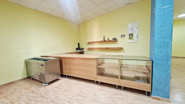 Local comercial 104m² en venta - La Palma - foto 2