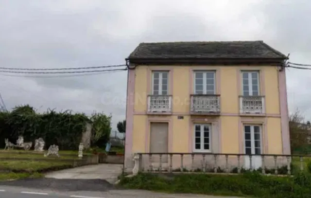 Casa-Chalet en Venta en Cangas (San Pedro) (Foz) Lugo