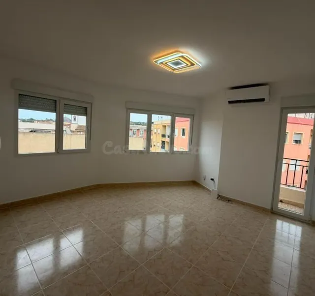 Vivienda totalmente reformada, luminosa y lista para entrar  - foto 4