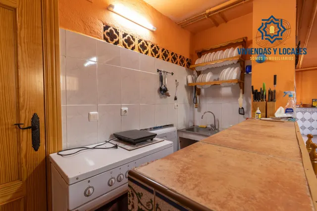 Casa independiente a 5 minutos de Granada en buen estado para entrar a vivir — 15