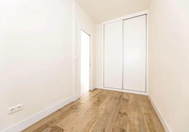 SALE A LA VENTA EXTRAORDINARIO ATICO "REFORMADO" EN GRANADA — 22