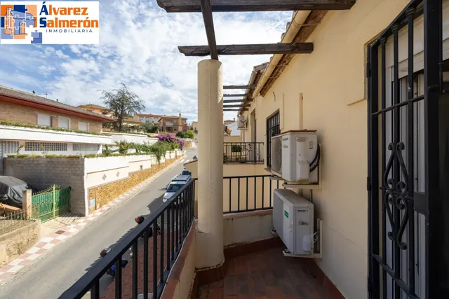 Amplio vivenda unifamiliar en el Corazón de Huetor Vega — 28
