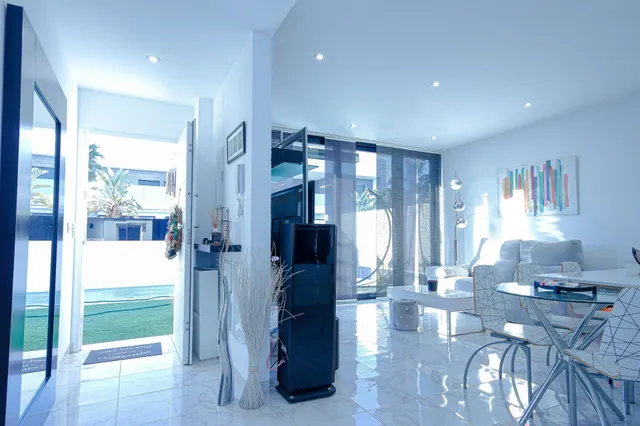 SE ALQUILA POR TEMPORADAS VILLA EN SANTIAGO DE LA RIBERA + PISCINA (SAN PEDRO DE PINATAR) — 8