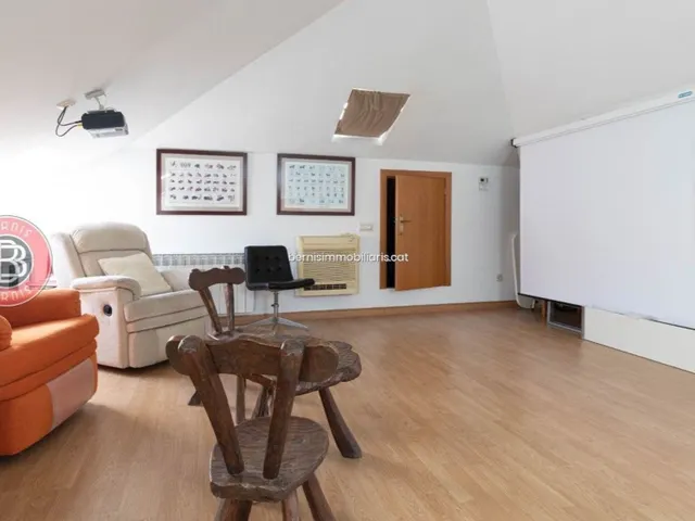 Chalet 5 habitaciones 238m² en venta - Carretera Igualada — 11