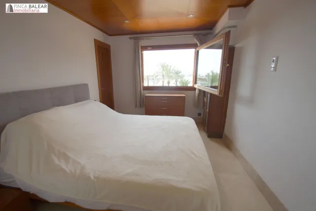 ALQUILER SOLO LARGA ESTANCIA, PISO PRIMERA LINEA, VISTA FRONTAL AL MAR, PUERTO ALCUDIA — 10