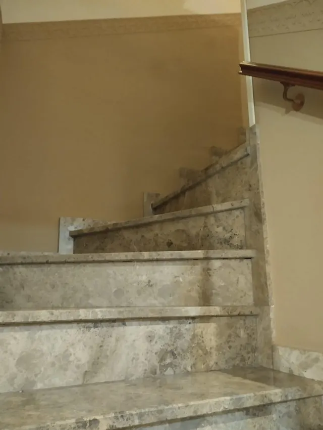 CASA ADOSADA EN VENTA EN CERRO MURIANO — 28