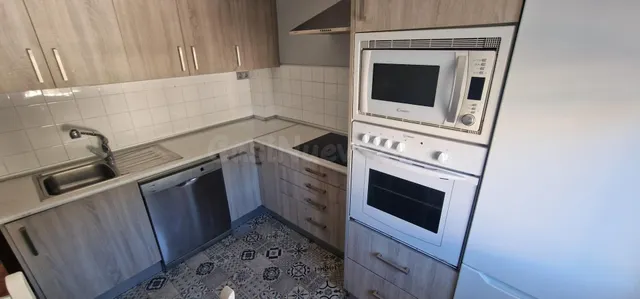 PISO EN VENTA EN EDIFICIO RESIDENCIAL DE 119 METROS CON UNA  - foto 3