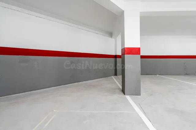 PLAZA DE MOTO EN VENTA EN LA AVENIDA FEDERICO GARCIA LORCA - foto 3