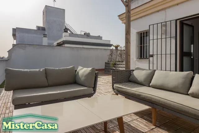 EXCLUSIVA Atico-duplex en zona centro con Terraza + Garaje — 40