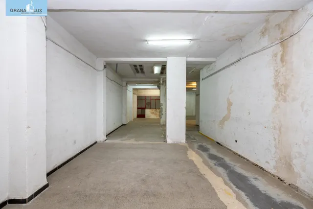 ¡Oportunidad Única en Angel Barrios! Local de 147m2 por solo 190.000€ — 7