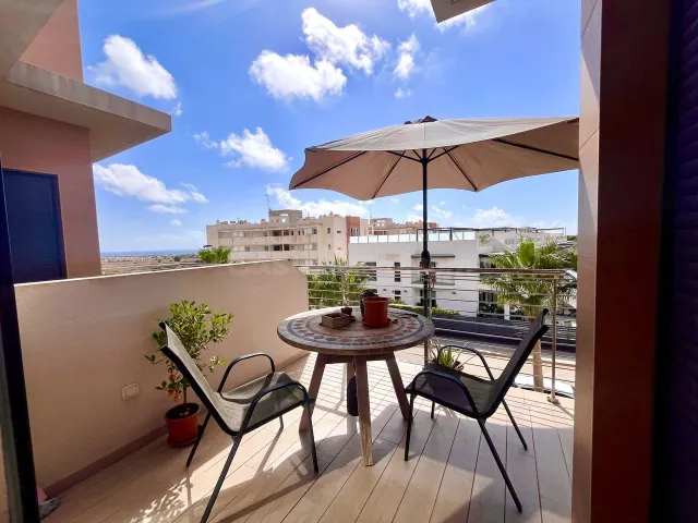 APARTAMENTO ÁTICO DE 3 DORMITORIOS Y 2 BAÑOS EN LOMAS DE CABO ROIG (ORIHUELA COSTA) — 4
