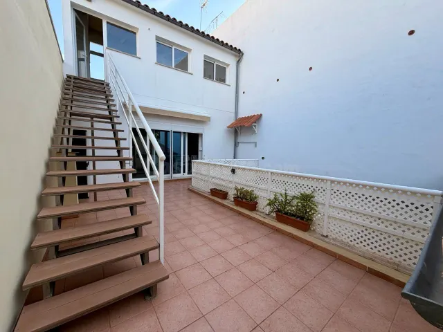 PISO EN ALQUILER REFORMADO, LUMINOSO Y CON TERRAZA EN ZONA C