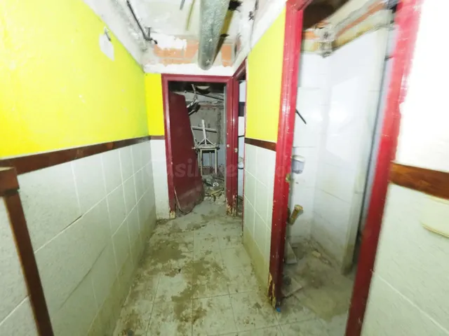 SE VENDE LOCAL COMERCIAL EN GRANOLLERS - foto 4