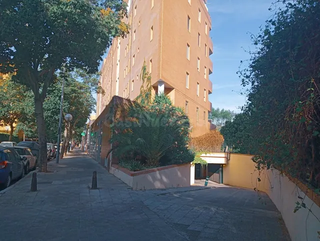 Plaza de garaje en calle Genaro Parladé — 4