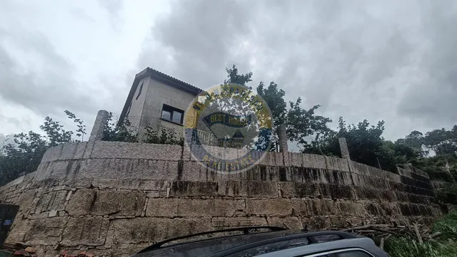 CASA EN MOS — 10