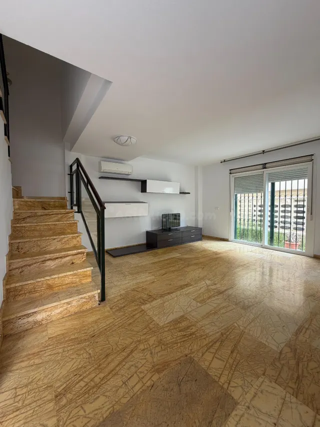 LUMINOSO DUPLEX EN VENTA EN LA CAÑADA, ALMERIA