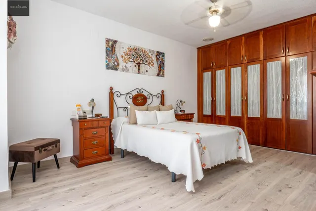 MAGNIFICA CASA EN LAS GABIAS — 45