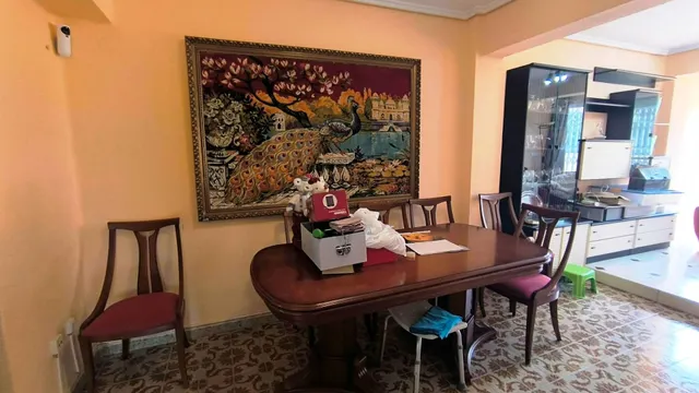PRIMER PISO TOTALMENTE EXTERIOR EN FINCA CON CONSERJE Y ENORME TERRAZA ESQUINERA — 17