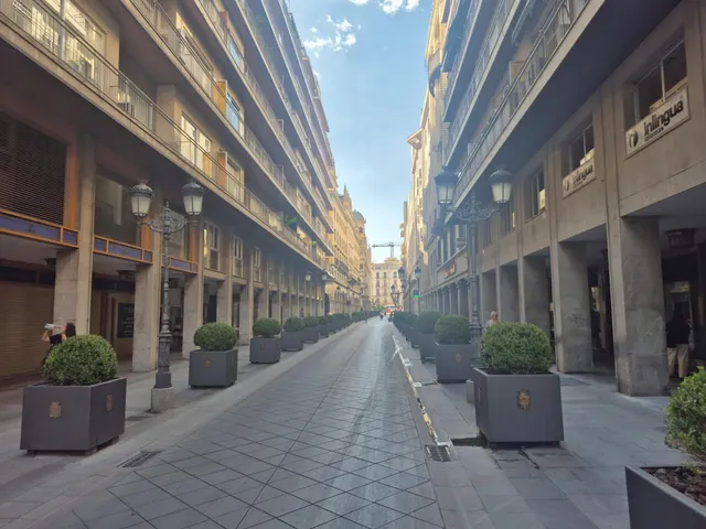 Piso 2 dormitorios sin muebles,MUY CENTRICO — 8