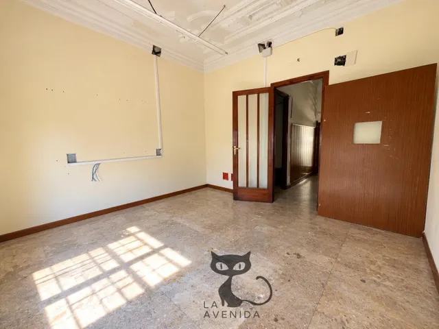 INVERSORES: 635 m2 CONSTRUIDOS EN BENETÚSSER POR 350.000 € — 13