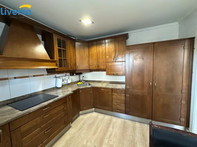 VENDEMOS EXPECTACULA CHALET CON MERENDERO, GARAJE DOBLE, habitación DE JUEGOS  MAGNICO VESTIDOR, Y MUCHO MÁS EN BRIVIESCA. — 13