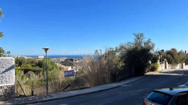 Interesante terreno en venta en Torremuelle, Benalmádena. Má