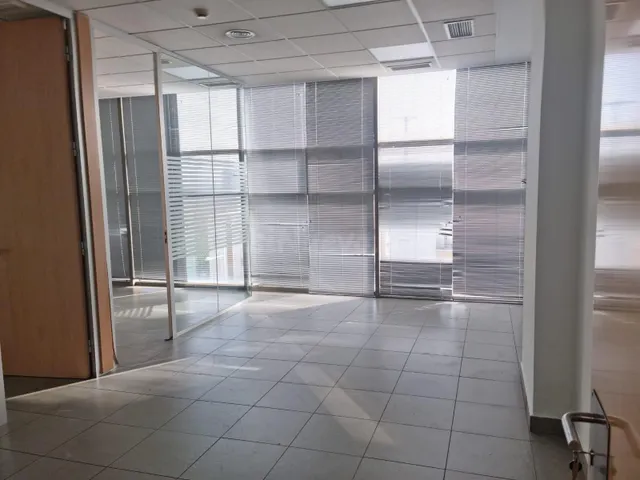 VENTA DE OFICINA EN EDIFICIO ESTADIO NUEVO MIRANDILLA (CARRA - foto 3