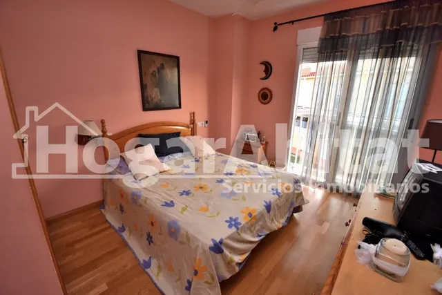 ADOSADO SEMINUEVO CON PISCINA, 2 TERRAZAS Y AMPLIO GARAJE — 20