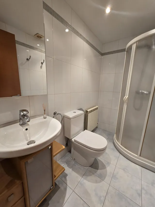 Piso impecable amueblado 4 hab — 34
