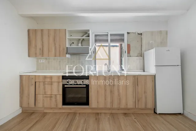 Piso en venta Tercera Travessia dels Corredors, Falset. - foto 4