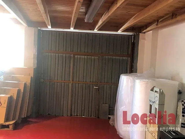 Buen local comercial en Torrelavega. - foto 4