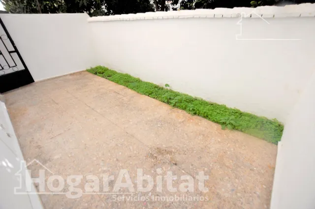 Dos terrazas privadas en esta luminosa planta baja exterior — 8