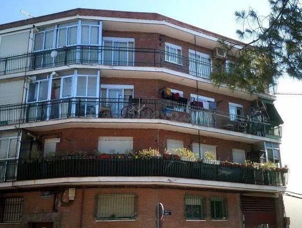 PISO EN VENTA EN MADRID – ZONA LAS ÁGUILAS / CUATRO VIENTOS 
