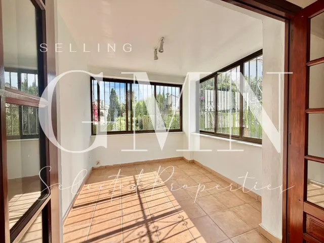 EXCELENTE VILLA EN ESQUINA EN ALBIR | MÁS PRIVACIDAD, LUZ Y GRAN POTENCIAL — 22