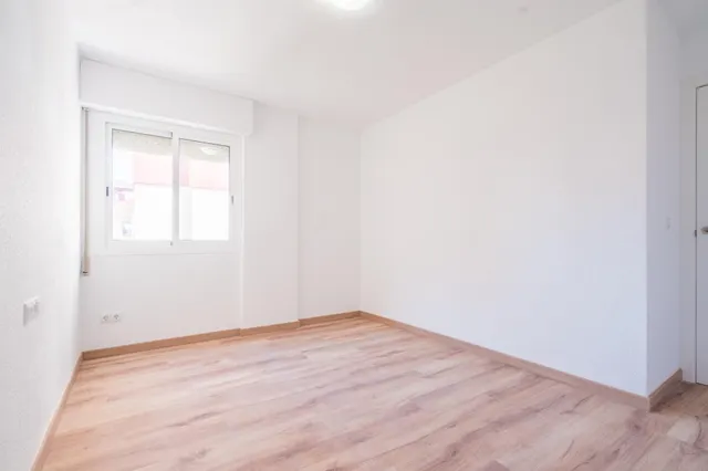 GRAN PISO EN VENTA REFORMADO — 40