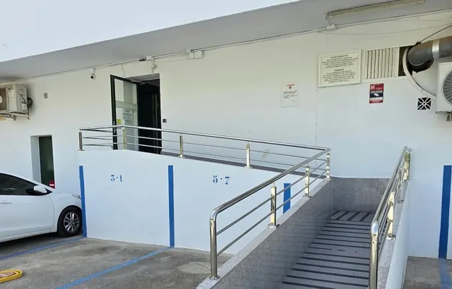 Piso de 3 dormitorios con terraza en Fuengirola — 20