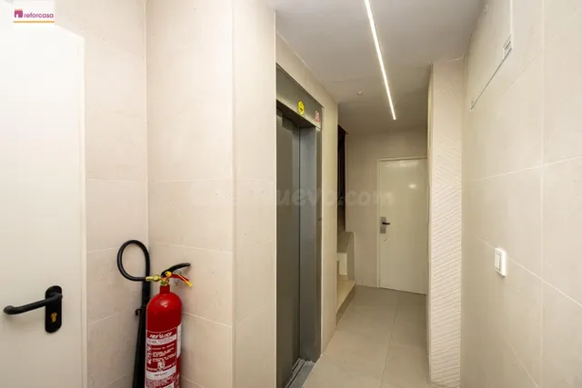 Piso y cochera en venta junto Acera de Darro. — 5