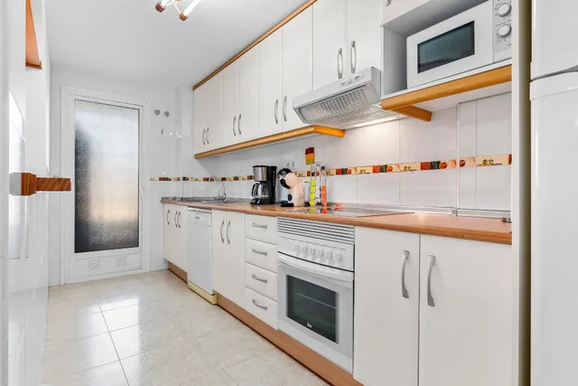Apartamento de 2 dormitorios 2 baños en playa flamenca (orihuela costa) — 13