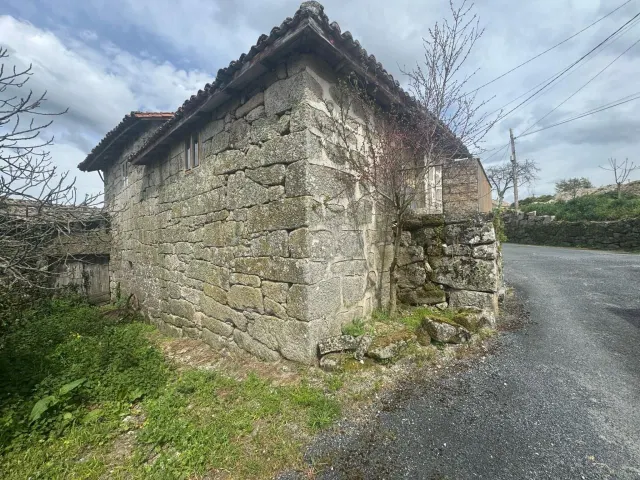 EN EXCLUSICA!!! SE VENDE CASA EN PEREIRO DE AGUIAR - foto 2