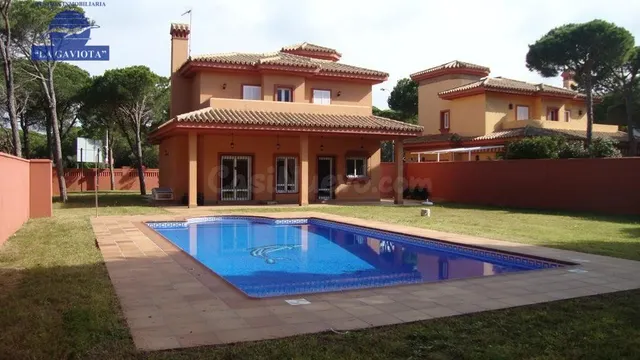 MAGNIFICO CHALET EN COSTA SACNTI PETRI - foto 2