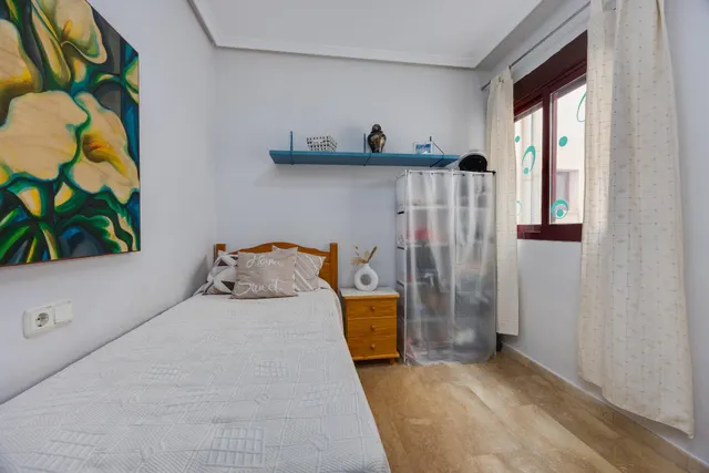 Espectacular Apartamento de 3 dormitorios en el Centro de Torrevieja — 21