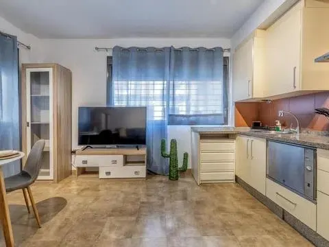 Apartamento con licencia turística en huerta de la reina — 6