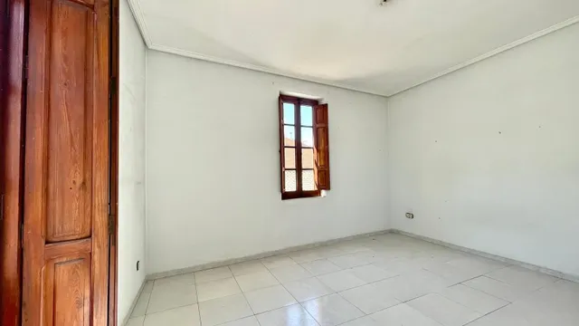 Casa de pueblo en la zona residencial de Rocafort — 31