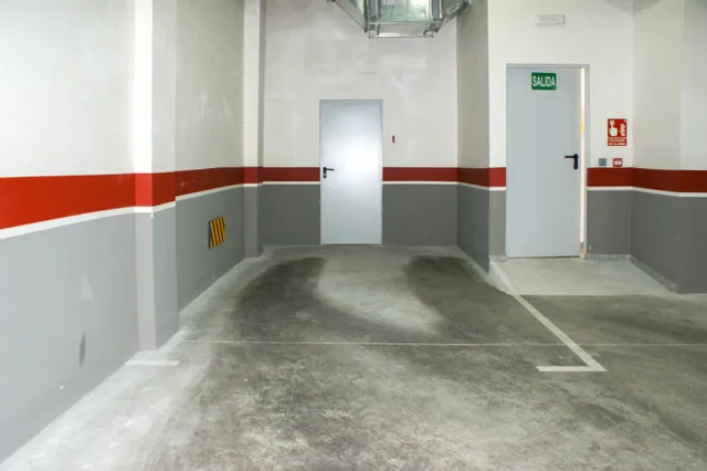 Aparcamiento en zona Bons Aires, Palma — 4