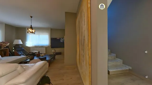 Casa reformada de tres plantas con piscina, jacuzzi, gimnasio, sauna  y vistas a parque natural — 18